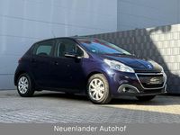 Gebraucht Peugeot 208 Active 82 PS (60 kW) 2019 Blau Kleinwagen