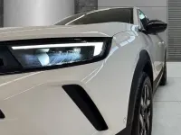 Usado Opel Mokka Elegance 131 HP (96 kW) 2024 Branco SUV