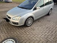 Gebraucht Ford Focus Ghia 125 PS (91 kW) 2006 Silber Kombi