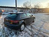 Gebraucht Audi A3 Attraction 130 PS (95 kW) 2013 Schwarz Kleinwagen