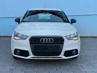 Gebraucht Audi A1 Attraction 86 PS (63 kW) 2011 Weiß Kleinwagen