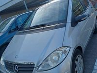 Gebraucht Mercedes A180 Elegance 109 PS (80 kW) 2006 Silber Van / Kleinbus