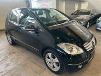 Gebraucht Mercedes A180 Avantgarde 109 PS (80 kW) 2011 Schwarz Limousine