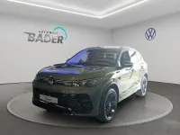 Gebraucht VW Tiguan R-line 193 PS (141 kW) 2025 Grün SUV