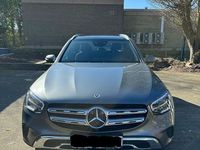 Gebraucht Mercedes GLC300e 194 PS (142 kW) 2021 Grau SUV