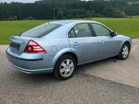 Gebraucht Ford Mondeo 145 PS (106 kW) 2005 Blau Limousine