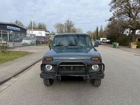 Second-hand Lada niva 80 CP (58 kW) 2003 Verde SUV