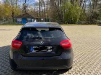 Gebraucht Mercedes A180 Style 122 PS (89 kW) 2017 Schwarz Limousine