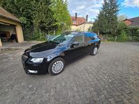 Usado Skoda Octavia 110 HP (80 kW) 2016 Preto Citadino