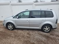 gebraucht VW Touran Automatik 140PS Diesel Navi SHZ TÜV6/2025