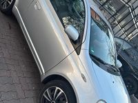 Gebraucht Toyota Yaris 80 PS (58 kW) 2004 Silber Kleinwagen