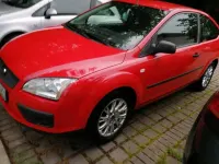 Gebraucht Ford Focus 80 PS (58 kW) 2006 Rot Limousine