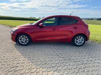 Gebraucht Mazda 2 Exclusive-Line 90 PS (66 kW) 2015 Rot Limousine