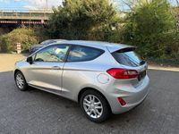 Gebraucht Ford Fiesta Trend 75 PS (55 kW) 2021 Silber Kleinwagen