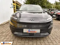 Gebraucht Hyundai Kona Trend 100 kW (136 PS) 2024 Schwarz SUV