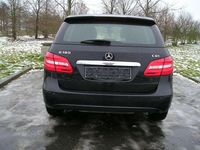 Gebraucht Mercedes B180 109 PS (80 kW) 2012 Schwarz Van / Kleinbus