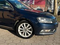 Gebraucht VW Passat Highline 170 PS (125 kW) 2012 Blau Kombi
