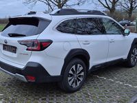 Gebraucht Subaru Outback Platinum 169 PS (124 kW) 2025 Weiß Kombi