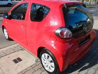Gebraucht Toyota Aygo Cool 68 PS (50 kW) 2012 Rot Kleinwagen