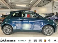 Neu Fiat 500 65 PS (47 kW) 2026 Gruen Kleinwagen