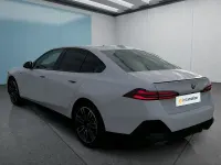 Gebraucht BMW i5 250 kW (340 PS) 2024 Weiß Limousine