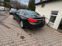 Gebraucht BMW 730 248 PS (182 kW) 2009 Grau Limousine