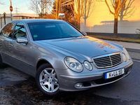 Usata Mercedes E200 162 CV (119 kW) 2004 Marrone Berlina
