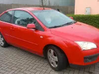Gebraucht Ford Focus 80 PS (58 kW) 2007 Rot Kleinwagen