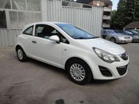 Usata Opel Corsa Selection 69 CV (50 kW) 2014 Bianco Berlina