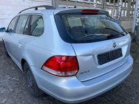 Gebraucht VW Golf V Comfortline 105 PS (77 kW) 2009 Reflexsilber metallic Kombi