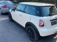 Gebraucht Mini ONE 75 PS (55 kW) 2011 Beige Kleinwagen