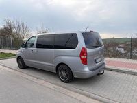 Gebraucht Hyundai H-1 170 PS (125 kW) 2017 Silber Van / Kleinbus