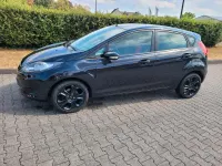 Gebraucht Ford Fiesta Titanium 82 PS (60 kW) 2011 Schwarz Kleinwagen