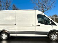 Second-hand Ford Transit 130 CP (95 kW) 2017 Alb Monovolum