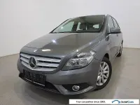 Gebraucht Mercedes B180 109 PS (80 kW) 2014 Grau Kleinwagen