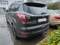 Gebraucht Ford Kuga ST-Line 150 PS (110 kW) 2018 Grau SUV