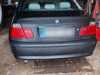 Gebraucht BMW 320 150 PS (110 kW) 2004 Schwarz Limousine