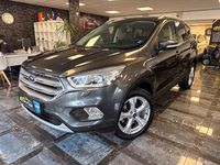 Gebraucht Ford Kuga Titanium 179 PS (131 kW) 2019 Grau SUV