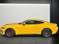 Neu Ford Mustang GT Fastback 446 PS (328 kW) 2025 Gelb Coupé