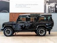 Gebraucht Land Rover Defender 122 PS (89 kW) 2013 Santorini black SUV