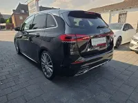 Gebraucht Mercedes B200 AMG line 163 PS (119 kW) 2020 Schwarz Kleinwagen