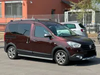 Gebraucht Dacia Dokker Stepway 116 PS (85 kW) 2016 Violett Van / Kleinbus
