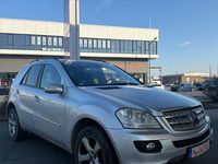 Gebraucht Mercedes ML320 224 PS (164 kW) 2007 Silber SUV