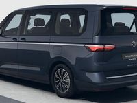 Neu VW Multivan Style 150 PS (110 kW) 2025 Starlight blue metallic Van
