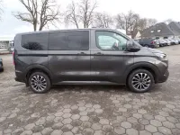 Neu Ford Tourneo Titanium X 170 PS (125 kW) 2026 Schwarz Van / Kleinbus