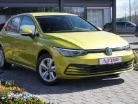 Gebraucht VW Golf VIII 150 PS (110 kW) 2020 Limonengelb Limousine