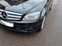 Gebraucht Mercedes C180 156 PS (114 kW) 2010 Schwarz Limousine