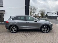Gebraucht Porsche Cayenne 245 PS (180 kW) 2014 Grau SUV