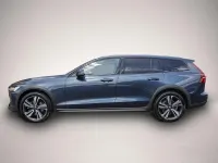 Gebraucht Volvo V60 CC Ultimate 197 PS (144 kW) 2024 Manufacturer Kombi