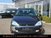 Gebraucht Ford Focus Ghia 131 PS (96 kW) 2000 Blau Kombi